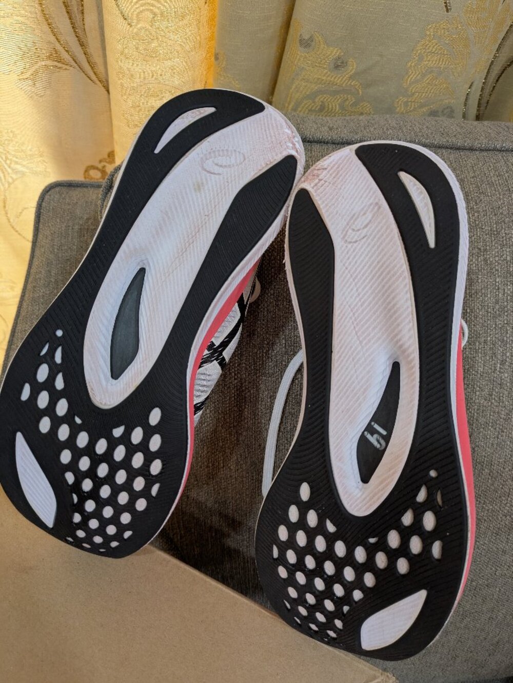ASICS Wmns Magic Speed 3 White Black Pink Women's Size 7.5 Overall Good Conditi - Picture 7 of 8